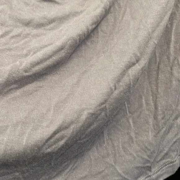 Green envelope Tshirt - Picture 4 of 5